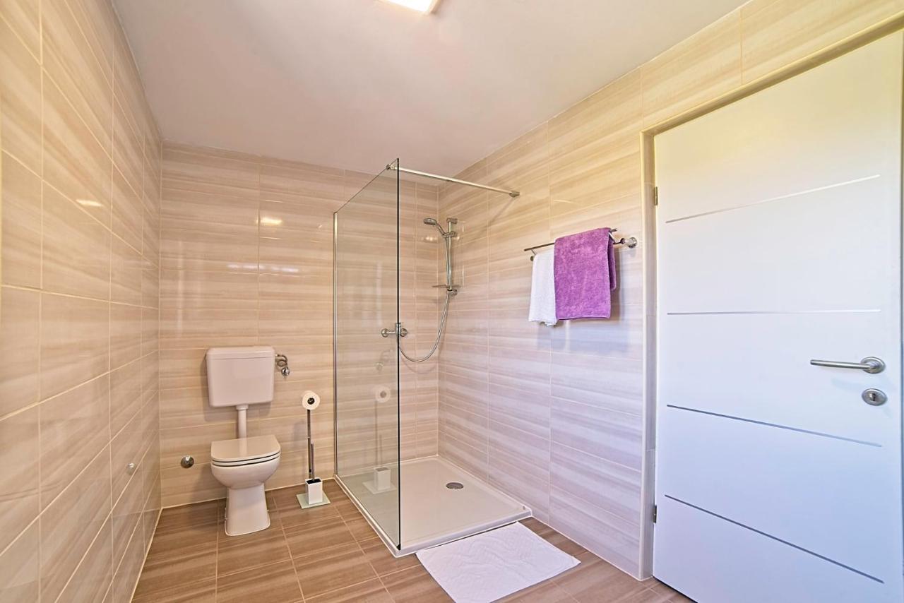 Holiday House Rab Kampor Bagian luar foto
